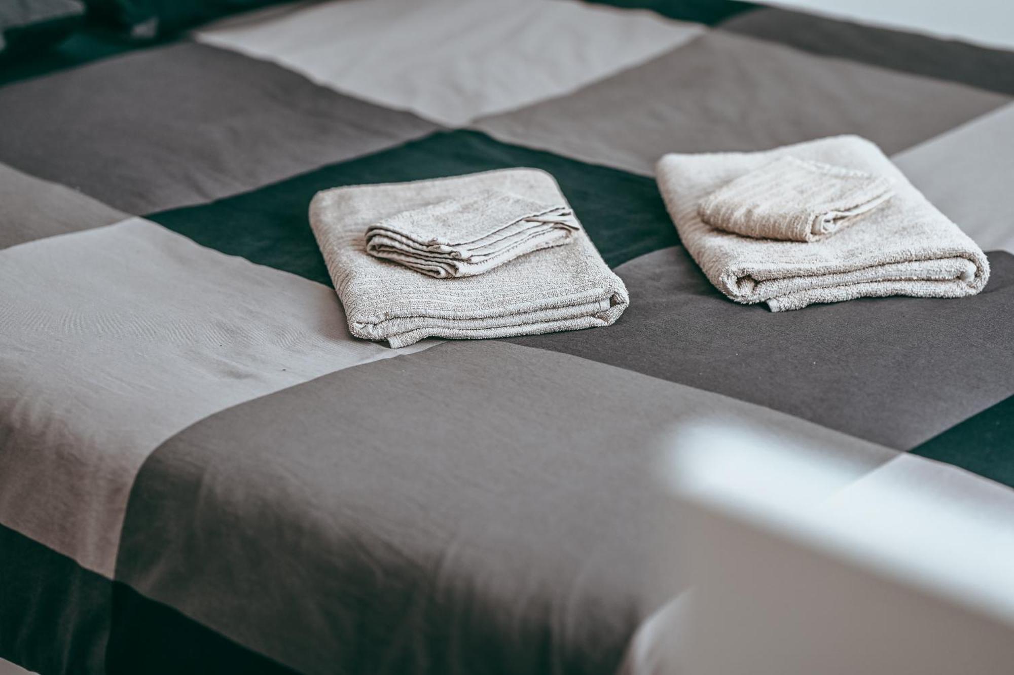 Wake Up Esch City Extérieur photo
