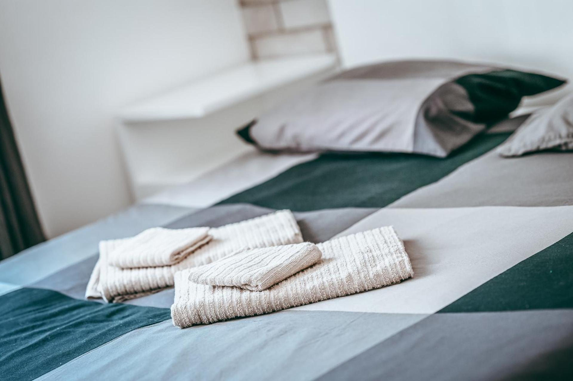 Wake Up Esch City Extérieur photo